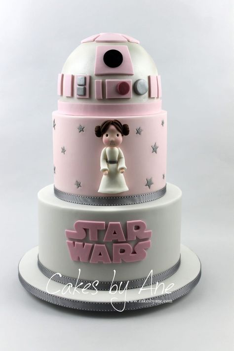 Princess Leia Cake, Princess Leia Party, Star Wars Cake Toppers, Star Wars Birthday Cake, Star Wars Baby Shower, Leia Star Wars, Star Wars Princess, Star Wars Cake, Star Wars Birthday Party