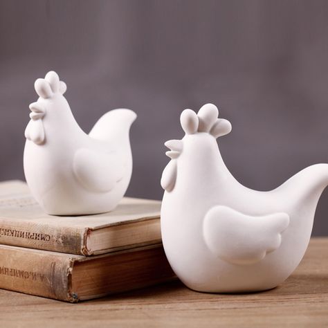 35 Cute Pottery Animal Ideas 26 Cute Pottery, Ceramic Chicken, Home Wedding Decor, Clay Birds, Pottery Animals, Animal Ideas, Air Dry Clay Projects, Clay Crafts Air Dry, Tanah Liat