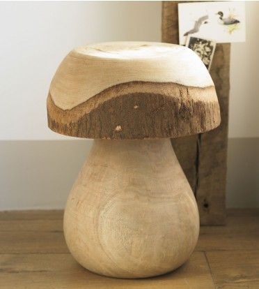 mushroom table/stool w/ hidden storage Mushroom Table And Chairs, Carved Mushrooms, Woodland Room, Mushroom Stool, Mellow Mushroom, Pizza And Beer, Mushroom Table, Food Kids, Table Stool