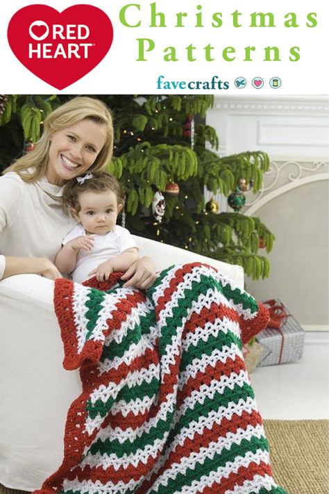 40+ Red Heart Christmas Patterns: knit, crochet, and general yarn crafts  #Christmas #crochet #knitting #yarncrafts Motifs Afghans, Christmas Afghan, Christmas Crochet Blanket, Christmas Crochet Patterns Free, Sparkle Yarn, Crochet Holiday, Confection Au Crochet, Crochet Xmas, All Free Crochet