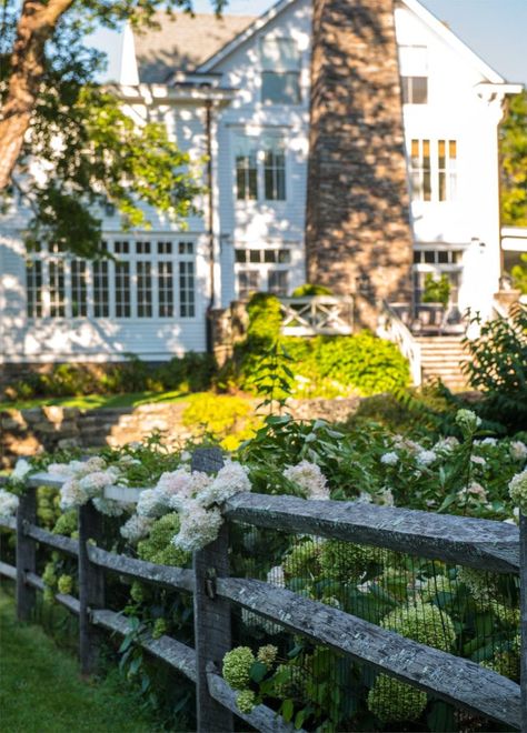 Brittany Bromley Transforms a 19th Century Farmhouse - The Glam Pad Brittany Bromley, Juliska Country Estate, Bedford New York, New England Farmhouse, Country Fences, Farmhouse Landscaping, Farm Gardens, Cottage Style, Garden Projects