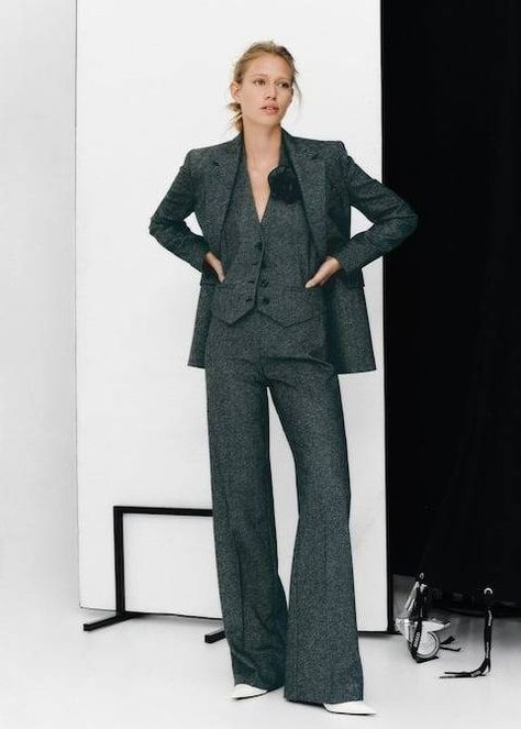 30 New H&M and Mango Items That Are So Chic | Who What Wear Woman Suit Fashion Classy, 3 Piece Suit Women, Womens Suits Business, Woman Suit Fashion, Formal Suits, Suit Pants, Wool Pants, Wool Suit, Professional Outfits