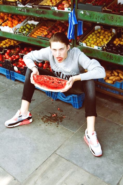 Viviane Sassen, Young Magazine, Fruit Stand, Shooting Photo, 인물 사진, Photography Inspo, Fashion Shoot, Editorial Photography, Dr. Martens