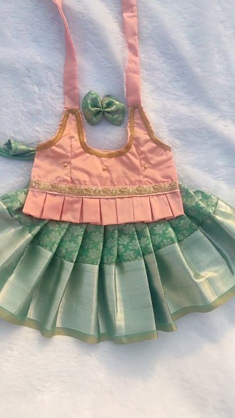 Pattu Langa For New Born Baby, Newborn Pattu Langa, Long Frok, Strawberry Dresses, Traditional Baby Dresses, Consistency Quotes, Pattu Pavadai Designs, Baby Lehenga, 7 Month Baby