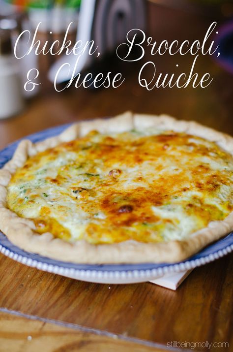 RECIPE | Chicken, Broccoli & Cheese Quiche (4) Spinach Cheese Quiche, Quiche Chicken, Broccoli Cheese Quiche, Chicken Quiche, Veggie Pizza Recipe, Broccoli Spinach, Chicken Broccoli Cheese, Breakfast Favorites, Broccoli Quiche