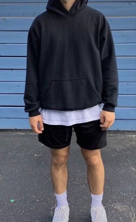 Shorts And Hoodie Outfit Men, Hoodie Shorts Outfit Men, Comfy Outfit Men, Mens Shorts Outfits, Mens Casual Outfits Summer, Streetwear Aesthetic, Men Stylish Dress, Mens Casual Dress Outfits, Street Style Outfits Men