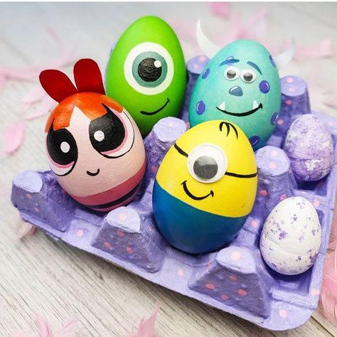 Easter Egg Funny Ideas, Cute Easter Egg Designs Easy, Easter Egg Painting Ideas Disney, Painted Egg Ideas, Easter Egg Designs Creative, Egg Ideas Easter, Funny Egg Decorating Ideas, Character Easter Eggs, Ideas Para Decorar Un Huevo