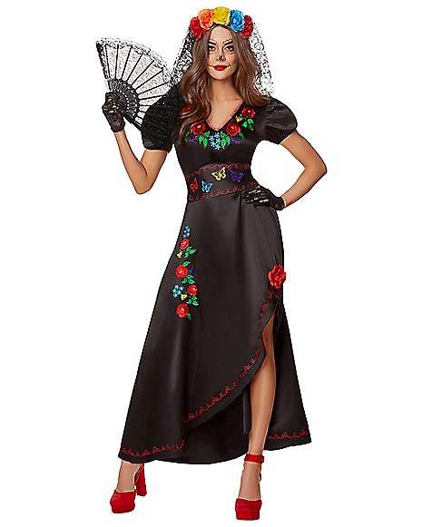 Adult Day of the Dead Beauty Costume - Spirithalloween.com Halloween Costumes Adult Women, Day Of The Dead Outfit, Halloween Costumes Adult, Costume Party Themes, Best Couples Costumes, Stranger Things Costume, New Halloween Costumes, Horror Costume, Beautiful Black Dress