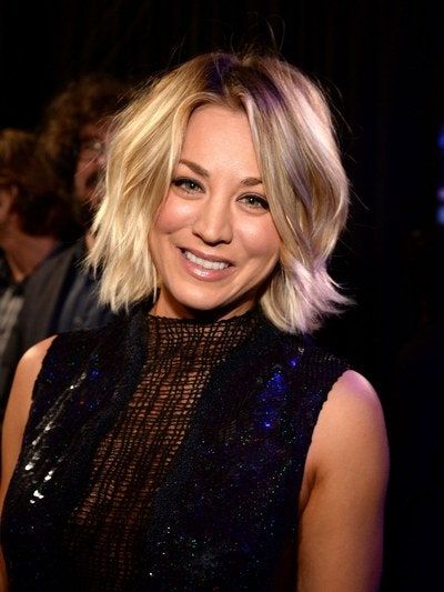 Kaley Cuoco Hair, Hair Stages, Growing Out Bangs, Growing Out Hair, Blonde Bob Haircut, Hair Evolution, Bob Hairstyles With Bangs, Bob Haircut With Bangs, Growing Out Short Hair Styles