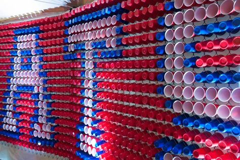 Frat Party Themes, Homecoming Hallways, Football Viewing Party, Homecoming Decorations, Homecoming Floats, Frat Party, Frat Parties, Solo Cup, Fence Art