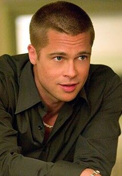 Brad Pitt with short hair! Man candy! he's a babe I don't know why he ever had long hair...... Brett Pitt, Brad Pitt Short Hair, Brad Pitt Haircut, Brad Pitt Hair, Buzz Cut For Men, Brad Pitt And Angelina Jolie, Andy Garcia, Jolie Pitt, Tyler Durden