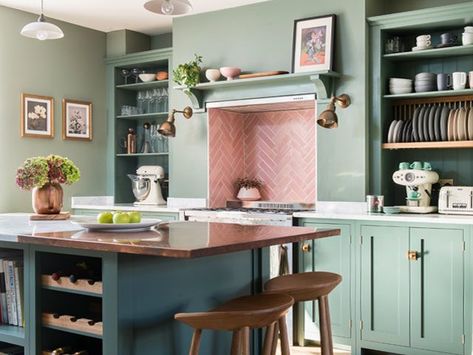 Pink And Green Kitchen Ideas, Kitchen Diner Decor, Olive Green Kitchen, Dreamy Kitchens, Peach Kitchen, Budget Kitchen Makeover, Terracotta And Green, Townhouse Interior, Painted Cupboards