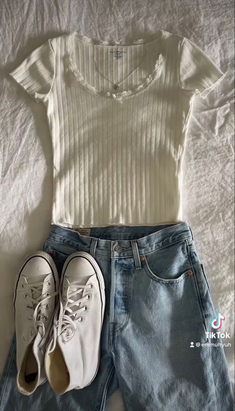 Outfit Idea School, White Girl Outfits, White Converse Outfits, Basic Girl Outfit, Basic Girl, Outfit Inspo Casual, Outfits With Converse, Girls Summer Outfits, Cute Everyday Outfits