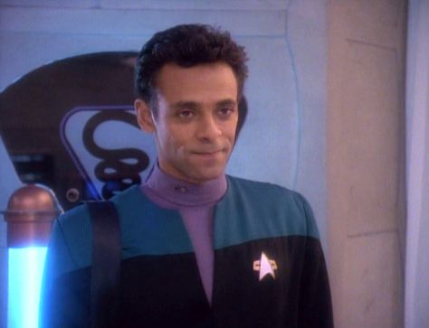 Julian Bashir, Heads Challenge, Star Trek Ds9, Deep Space 9, Jean Luc Picard, Star Trek Funny, Star Trek Tv, Star Trek Images, Star Trek Characters