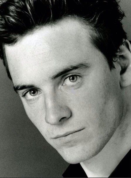 Young Michael Fassbender. That look in his eyes remains untouched by time. Michael Fassbender Young, Rodrigo Santoro, Kit Harrington, Vincent Cassel, Jonathan Rhys Meyers, Stephen James, Cary Grant, David Gandy, James Mcavoy