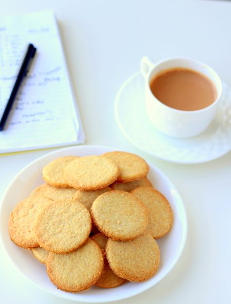 Eggless Wheat Biscuits Recipe, How to make Whole Wheat Biscuits Whole Wheat Cookies, Whole Wheat Biscuits, Wheat Biscuits, Eggless Cookies, Eggless Recipes, Eggless Baking, Recipes Baking, Biscuits Recipe, Baked Dessert Recipes