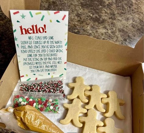 Elf On The Shelf Dessert Ideas, Elf On The Shelf Cookie Note, Elf On The Shelf Mini Cookies, Elf Cookie Ideas, Elf On The Shelf Cookies For Santa, Elf On The Shelf Cookie Ideas, Elf On The Shelf Cookies, Wlf On The Shelf, Elf Cookies