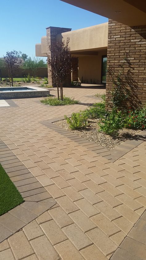 Driveway Pavers Design, Garden Ideas Driveway, Pavers Design, Driveway Pavers, Pavers Backyard, Paver Designs, Paver Walkway, Paver Driveway, Desert Colors