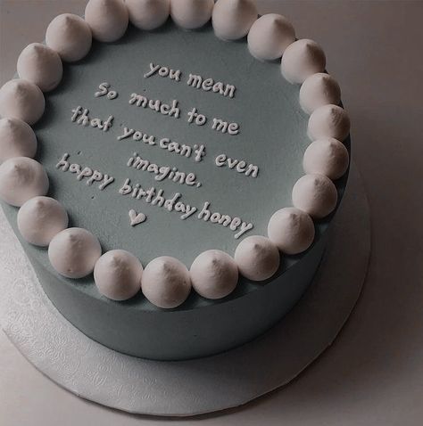 Minimalistic Cakes, Birthday Cake For Boyfriend, Minimalist Cakes, Cake For Boyfriend, Resipi Kek, Cake For Husband, Mini Torte, Pastel Cakes, Korean Cake