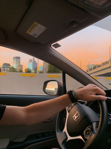 Man Travel Aesthetic, Photo Boyfriend Ideas, Boyfriend Drive Aesthetic, Drive Boyfriend, Free Lifestyle Aesthetic, Soft Launch Boyfriend Summer, Boyfriend Back View, Driving With Boyfriend Aesthetic, Drives With Boyfriend