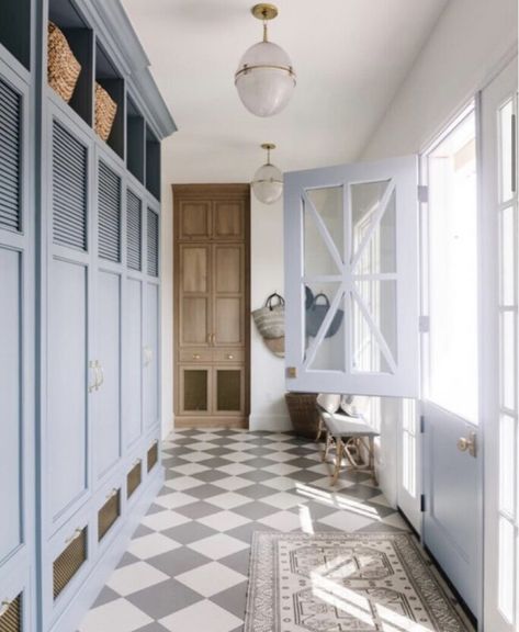 Coastal blue is trending and we are sharing how we incorporated this color into our super functional mudroom! Plus 25 more coastal blue mudroom designs to love! Beach House Mud Room, Blue Mudroom, Mudroom Design Ideas, Mudroom Designs, White Oak Bench, Functional Mudroom, Country Home Magazine, Light Blue Paints, Bar Inspiration