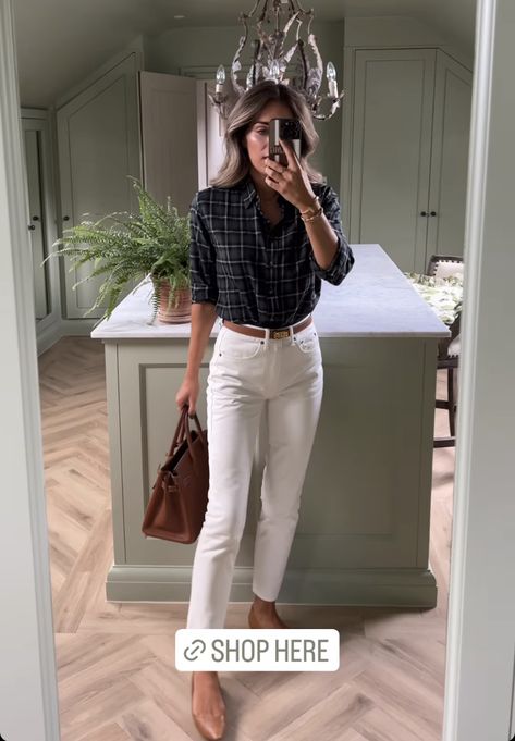 English Country Fashion, English Outfit, Lydia Millen, Lydia Elise Millen, Mom Style Summer, Casual Mom Style, Country Fashion, Exchange Rate, Ecru Color