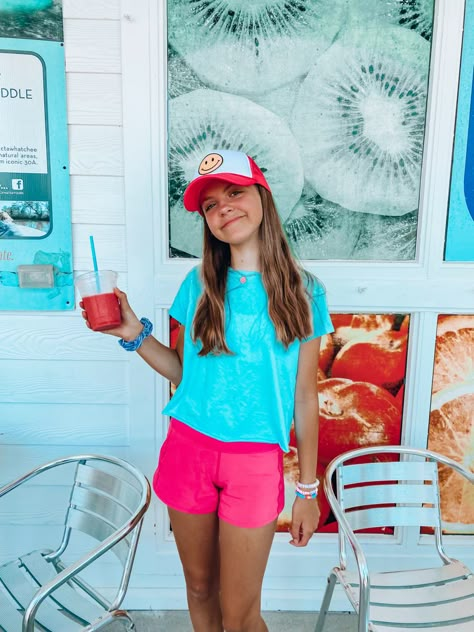 Preppy Girl Pfp, Preppy People, 8th Grade Outfits, Preppy Basics, Lulu Outfits, Pic Edit, Preppy Decor, Preppy Inspiration, Preppy Girls