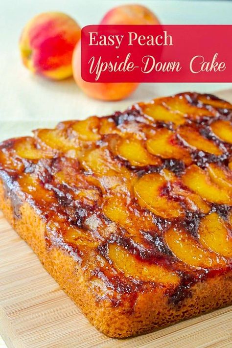 Peach Upside Down Cake - a real old fashioned summer classic dessert! Peach Cake Recipes, Peach Upside Down Cake, Rock Recipes, Coffee Cake Recipe, Peach Desserts, Peach Cake, Fresh Peaches, Peach Recipe, Upside Down Cake