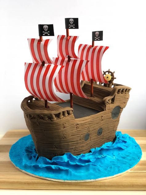 Pirate Ship Cakes, Boat Cake, Neverland Pirates, Pirate Cake, 3d Cakes, Cake Bakery, Pirate Birthday Party, Tea Cake, Pirate Birthday