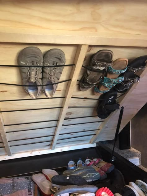 Camper Organization Rv Living, Camper Organization Travel Trailers, Camper Interior Design, Camper Trailer Remodel, Camper Organization, Camper Hacks, Travel Trailer Camping, Rv Organization, Diy Camper Remodel