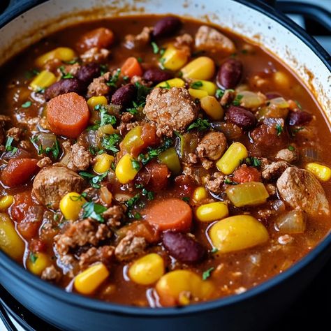 Texas Stew Crock Pot, Chili And Potatoes, Hearty One Pot Meals, Hearty Stew Recipes, Stew Recipes Instant Pot, Texas Stew, Texas Cowboy Stew Recipe, Cowboy Stew Recipe, Texas Cowboy Stew