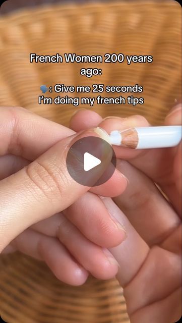 How To Give Yourself A French Manicure, French Manicure How To, Gel Polish French Tip, Soft French Nails, How To Do A French Tip, Real Nails Manicure, Clear French Tip Nails, Manicure Hacks, Japanese Manicure