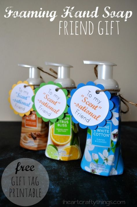 Free Gift Tags Printable, Diy Soap Gifts, Friends Free Printable, Baskets For Friends, Secret Pal Gifts, Diy Christmas Baskets, Hand Soap Gift, Secret Sister Gifts, Appreciation Gifts Diy