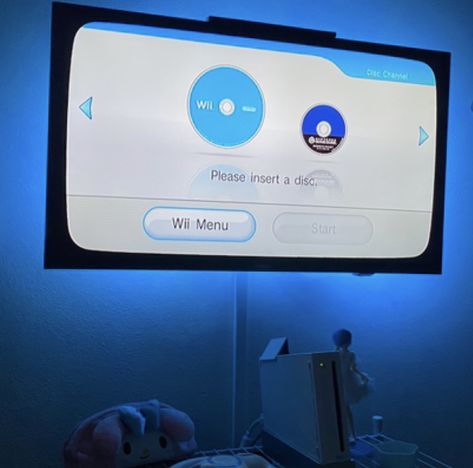 Wii Frutiger Aero, Wii Sports Aesthetic, Nintendo Wii Aesthetic, Wii U Aesthetic, Blue Technology Aesthetic, Wii Widgets, Wii Nostalgia, Wii Aesthetic, Fruitger Aero