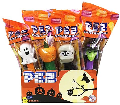 Trick Or Treat Candy, Treat Bucket, Candy Dispenser, Bedroom Wall Paint, Trick Or Treat Bags, Halloween Trick Or Treat, Kids Snacks, Halloween Hacks, Gourmet Food