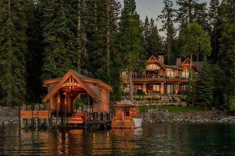 Dream House: The Eagle's Nest in Lake Tahoe (44 photos) - Suburban Men - August 9, 2016 Lake Tahoe Houses, House On The Water, Tahoe Cabin, Cabin Aesthetic, Log Cabin Homes, Timber House, Mountain Homes, Luxury Homes Dream Houses, Dream House Exterior