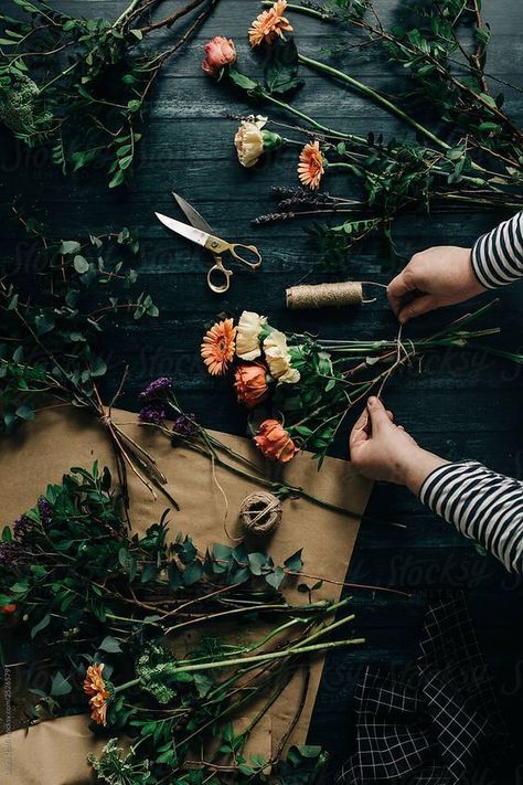 Flowers In Bouquet, Flower Flat Lay, Florist Brand, Arranging Flowers, Herbs De Provence, Florist Shop, Dark Flowers, Floral Photography, Spices And Herbs