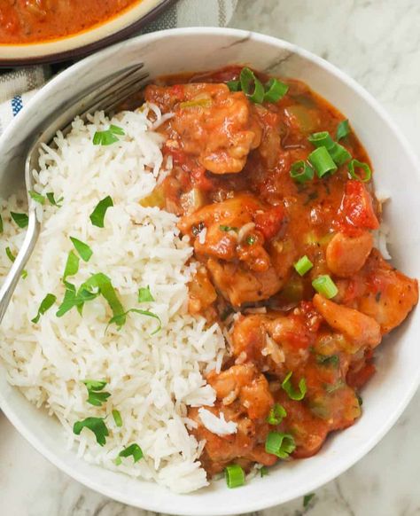 Chicken Etouffee - Immaculate Bites Chicken Etouffee Recipe, Chicken Etouffee, Pot Simmer, Nola Recipes, Creole Chicken, Etouffee Recipe, Homemade White Bread, Creole Cooking, Southern Dishes