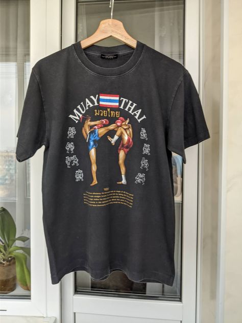 Muay Thai T Shirt, Muay Thai Kicks, Thai Clothes, Flight Club, 3d Shirt, Men's Tops, Muay Thai, Graphic Shirts, Vintage Tops