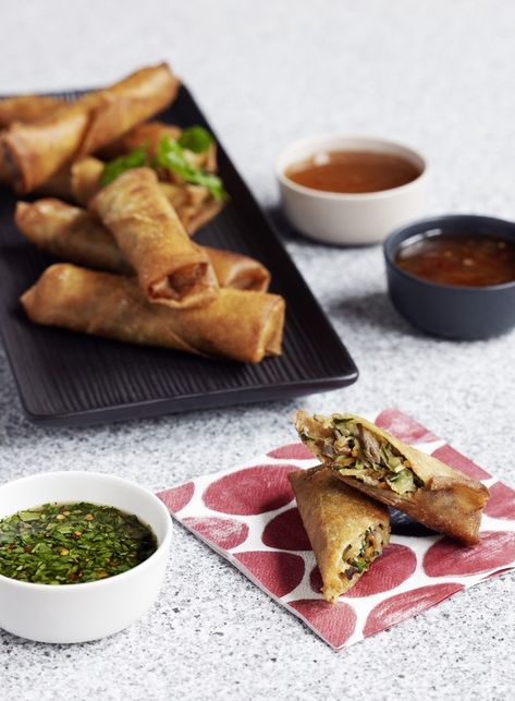 Crispy Duck Spring Rolls | dish - Dish Wine Party Food, Vegetable Egg Rolls, Crispy Duck, Vietnamese Spring Rolls, Starter Recipes, Spring Roll Recipe, Sweet Chilli Sauce, Duck Recipes, Sweet Chilli