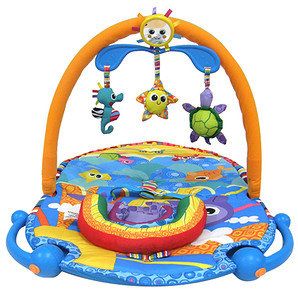 Baby can rise and shine in this innovative activity gym! Easily turn the handle to prop the gym up so baby can sit up and see around the room as they... Best Baby Play Mat, Baby Activity Mat, Baby Activity Gym, Baby Play Gym, Activity Gym, Activity Mat, Play Gym, Newborn Toys, Baby Growth