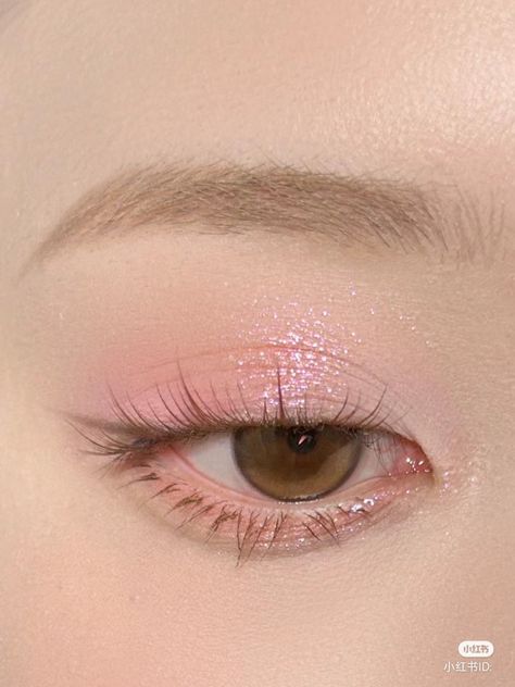 Glittery Pink Makeup Looks, Glittery Makeup Aesthetic, Types Of Asian Eyes, Cute Pink Eyeshadow, Pink Shimmer Eye Makeup, Eye Makeup Asian, Bday Makeup, Shiny Eyeshadow, Pink Glitter Makeup