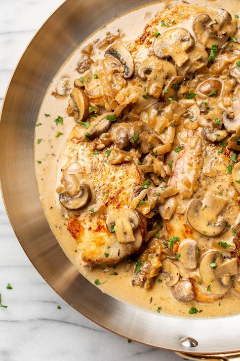 Making a sherry sauce for chicken is so simple! This creamy mushroom sherry chicken recipe comes together fast and everyone will love it. Sherry Cream Sauce Chicken, Mushrooms In Sherry Cream Sauce, Chicken In Sherry Cream Sauce, Sherry Chicken Recipes, Recipes With Sherry Wine, Chicken Gloria Recipe, Sherry Cream Sauce Recipe, Sherry Chicken, Sherry Cream Sauce