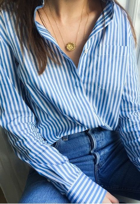 SLEEPY LIKE SUNDAY MORNING Fashion Gone Rouge, Blue And White Shirt, Looks Street Style, Mode Inspo, Looks Chic, Soft Summer, 가을 패션, Mode Inspiration, Magpie