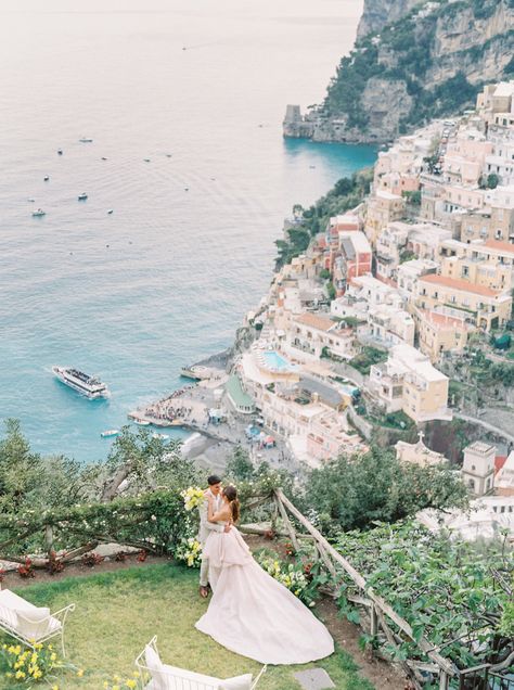 A Positano, Amalfi Coast Wedding at Villa San Giacomo - laurenfairphotographyblog.com Amalfi Coast Wedding Venues, Villa San Giacomo, Almafi Coast Wedding Theme, Almafi Coast Wedding, Positano Elopement, Positano Villa, Amalfi Coast Villa, Amalfi Wedding, Cliff Wedding