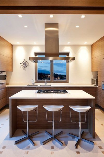 Large Kitchen Windows, Kitchen Stove Design, Cooktop Island, Elegant Kitchen Island, Kitchen Island With Cooktop, Island With Stove, Kitchen Island With Stove, Island Cooktop, Cooking Island