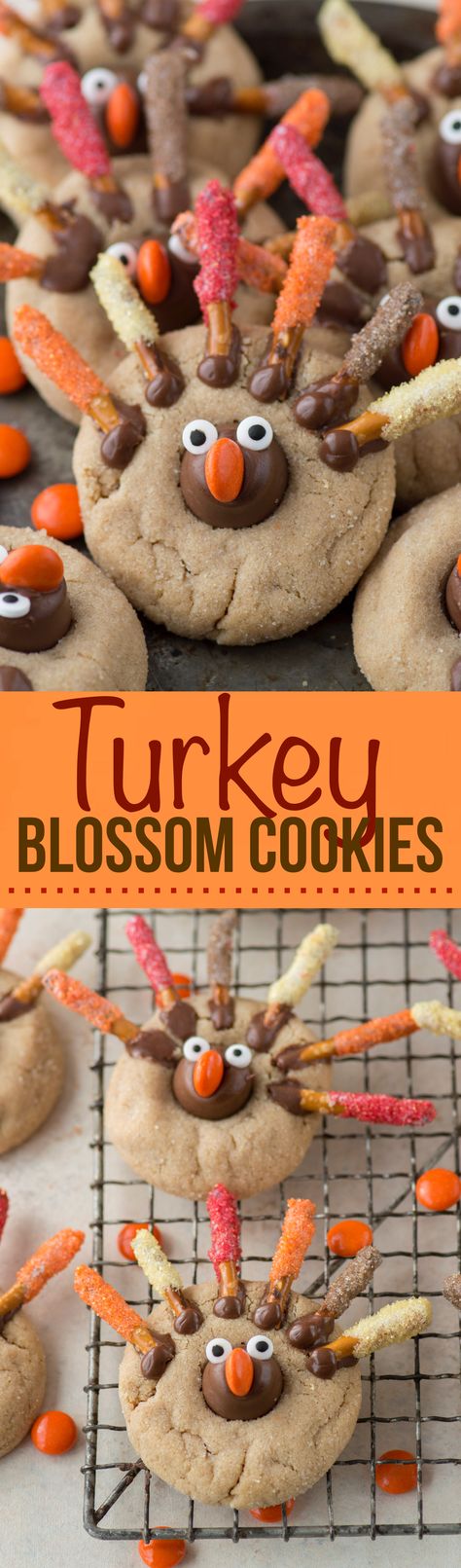 Thanksgiving turkey blossom cookies - an adorable peanut butter blossom cookie for Thanksgiving! Thanksgiving Turkey Cookies, Butter Turkey, Peanut Butter Blossoms Recipe, Thanksgiving Dessert Ideas, Peanut Butter Blossom, Thanksgiving Dessert Recipes, Turkey Cookies, Peanut Butter Blossom Cookies, Turkey Ideas