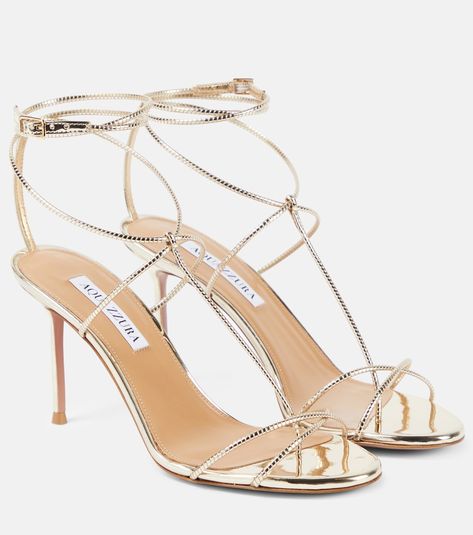 Aquazzura Sandals, Minimal Shoes, Aquazzura Shoes, Shoes Heels Classy, Mid Heels Pumps, Mid Heel Sandals, Designer Pumps, Evening Shoes, Shoe Show