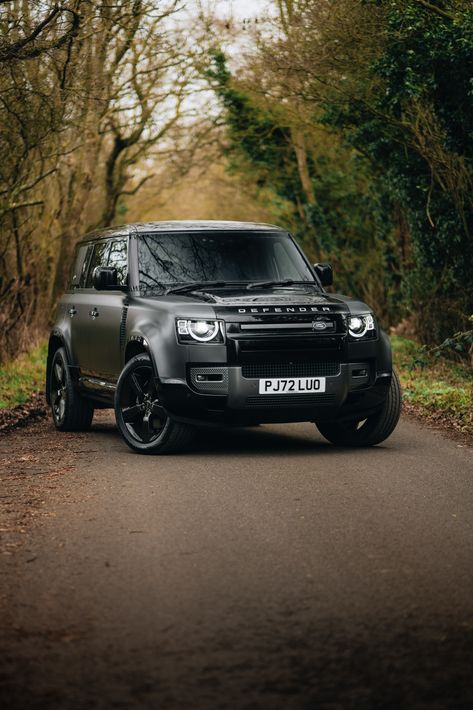 Land rover Defender 110 V8 Carpathian Edition  #LandRover #Defender #Photography #carphotography #aesthetic #Summer2024 Range Rover Defender Aesthetic, Range Rover Defender 110, Landrover Defender Wallpaper, Land Rover Aesthetic, Defender Aesthetic, Land Rover Suv, Landrover Defender 110, Defender Suv, Rover Ranger