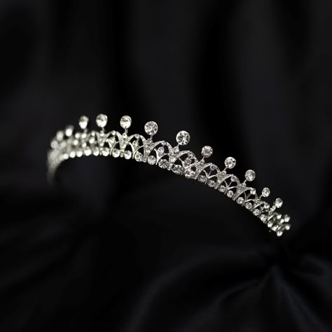 Tiara Simple, Simple Tiara, Dainty Tiara, Small Tiara, Elegant Tiara, Simple Crown, Queen Tiara, Tiara Accessories, Tiara Silver